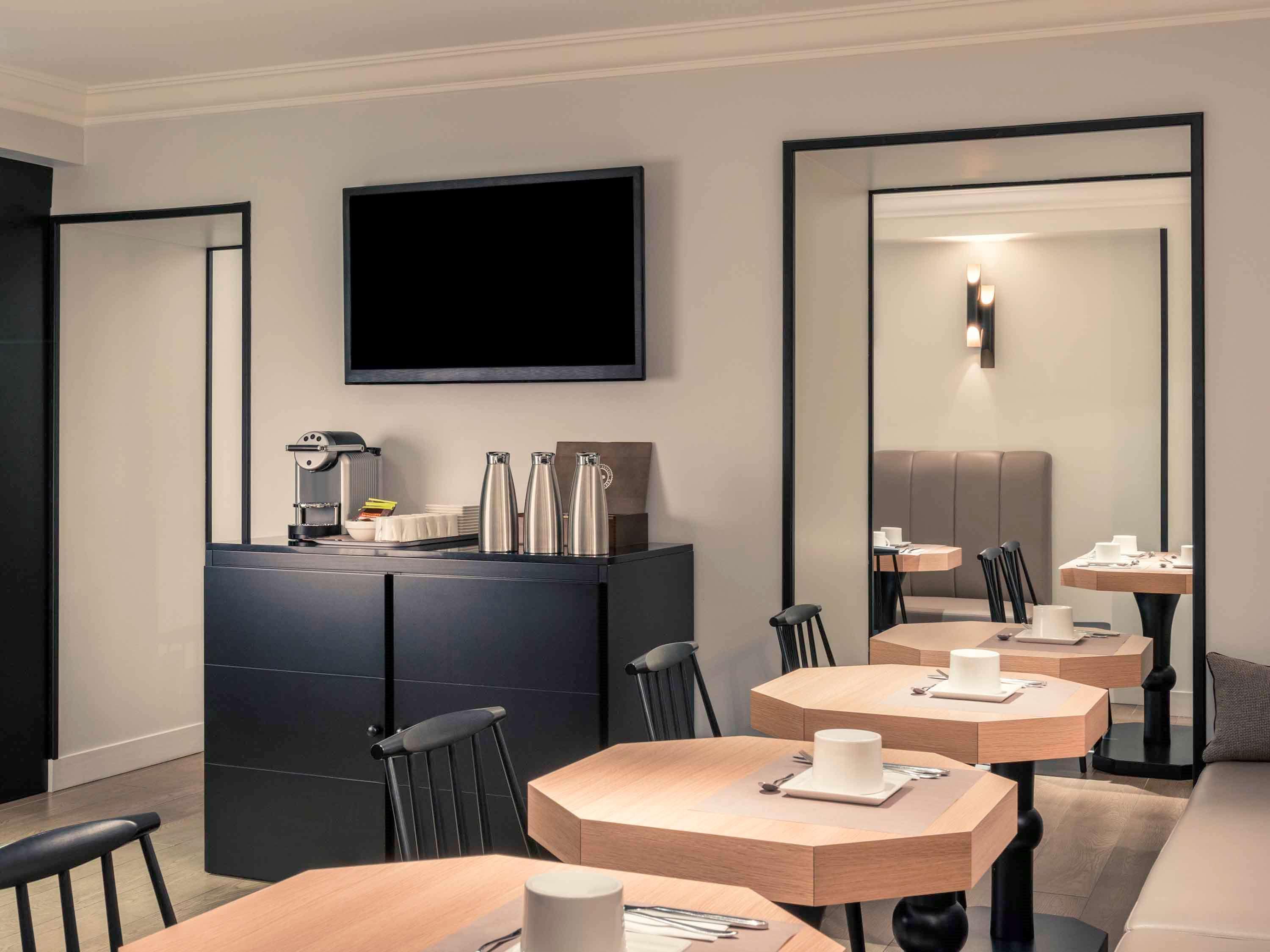 Mercure Paris Arc De Triomphe Wagram Eksteriør bilde
